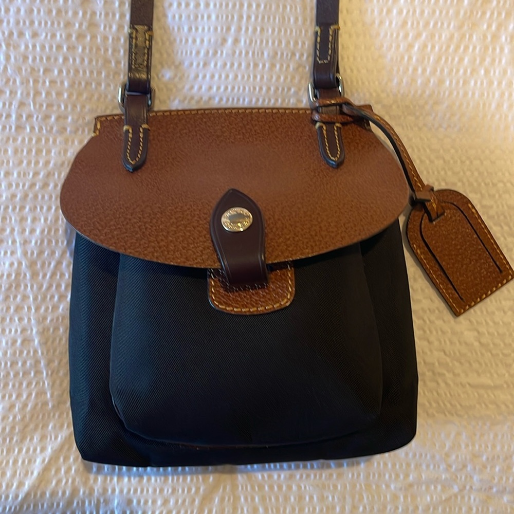 Authentic Dooney & Burke “Alto” Saddle Crossbody